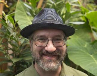 picture of Jonathan Penton in a blue hat