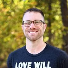 Profile picture for user darrencdemaree